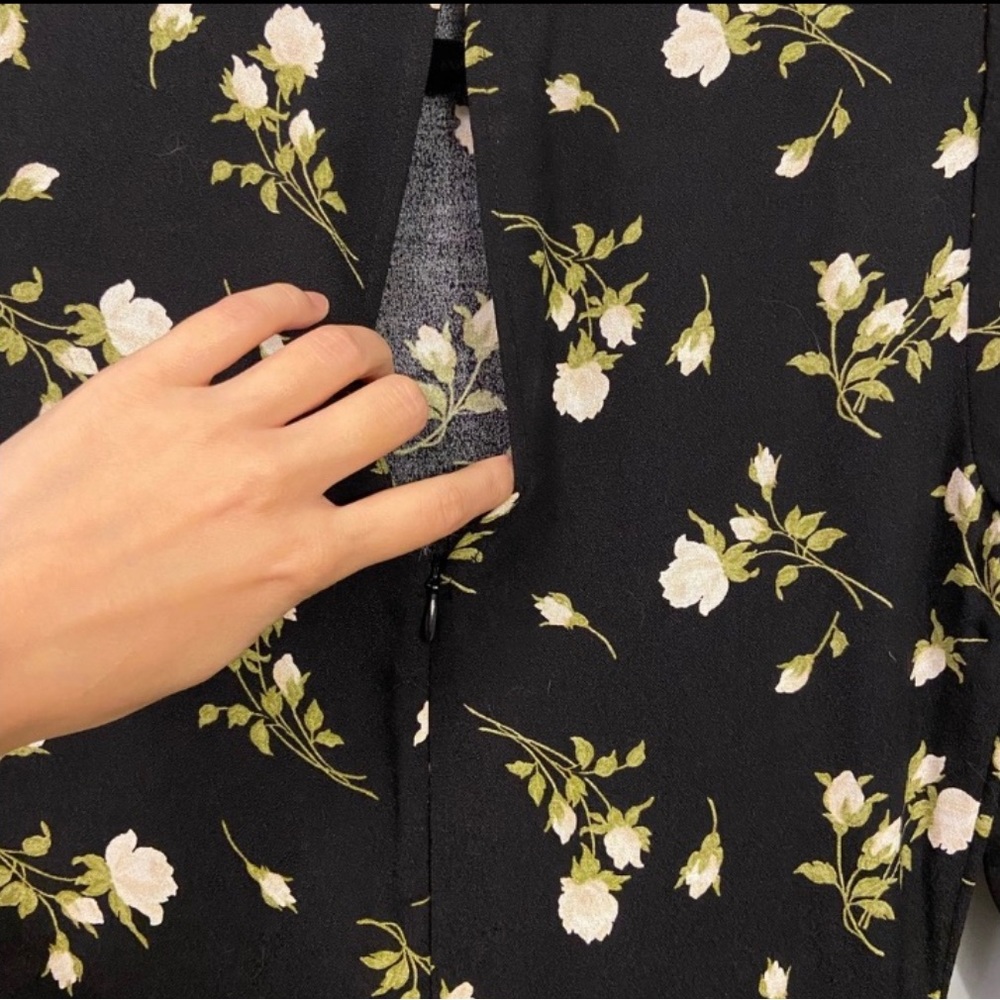 Reformation Moon Dress in Rosalie - Size: 4 - NWOT! - Picture 9 of 11